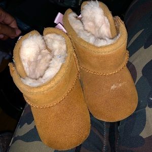Uggs With Bow